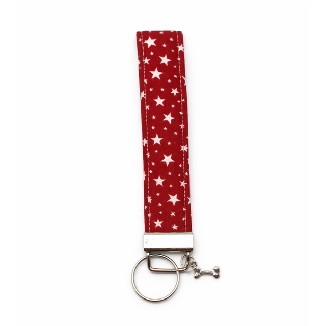Handmade Dog Accessories: How to Choose the Right Fit
